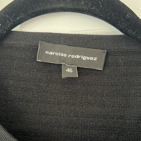 Narciso Rodriguez cropped ribbed sweater - Picture 2 of 4